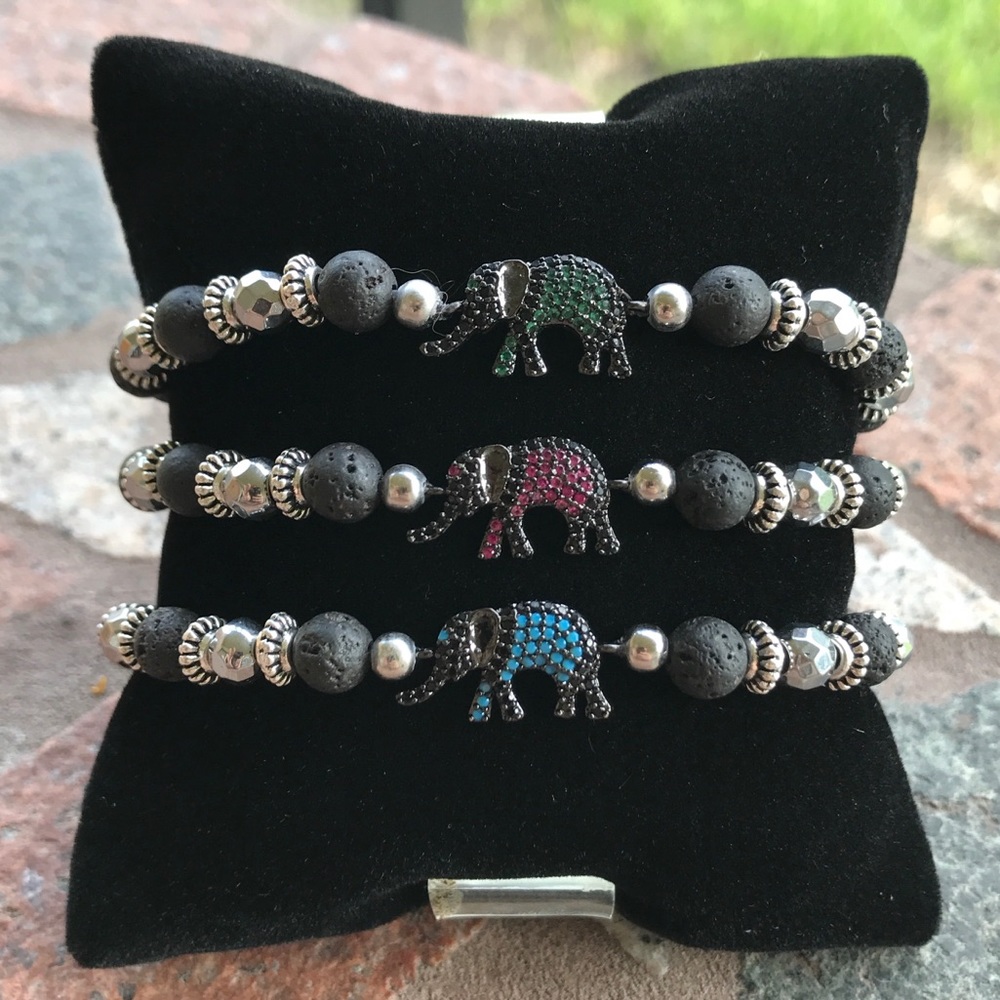 Lava rock black rodhium cz luck elephant bracelet - Picture 6 of 9